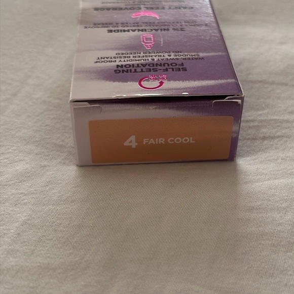 Urban Decay Face Bond Foundation + Setting - Picture 2 of 3